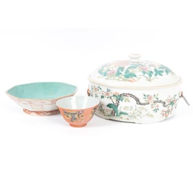 Group of Chinese Famille Rose Porcelain Items