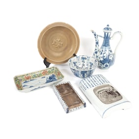 Group of Six Assorted Chinese Ceramics