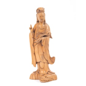 A Carved Boxwood Guanyin Statue