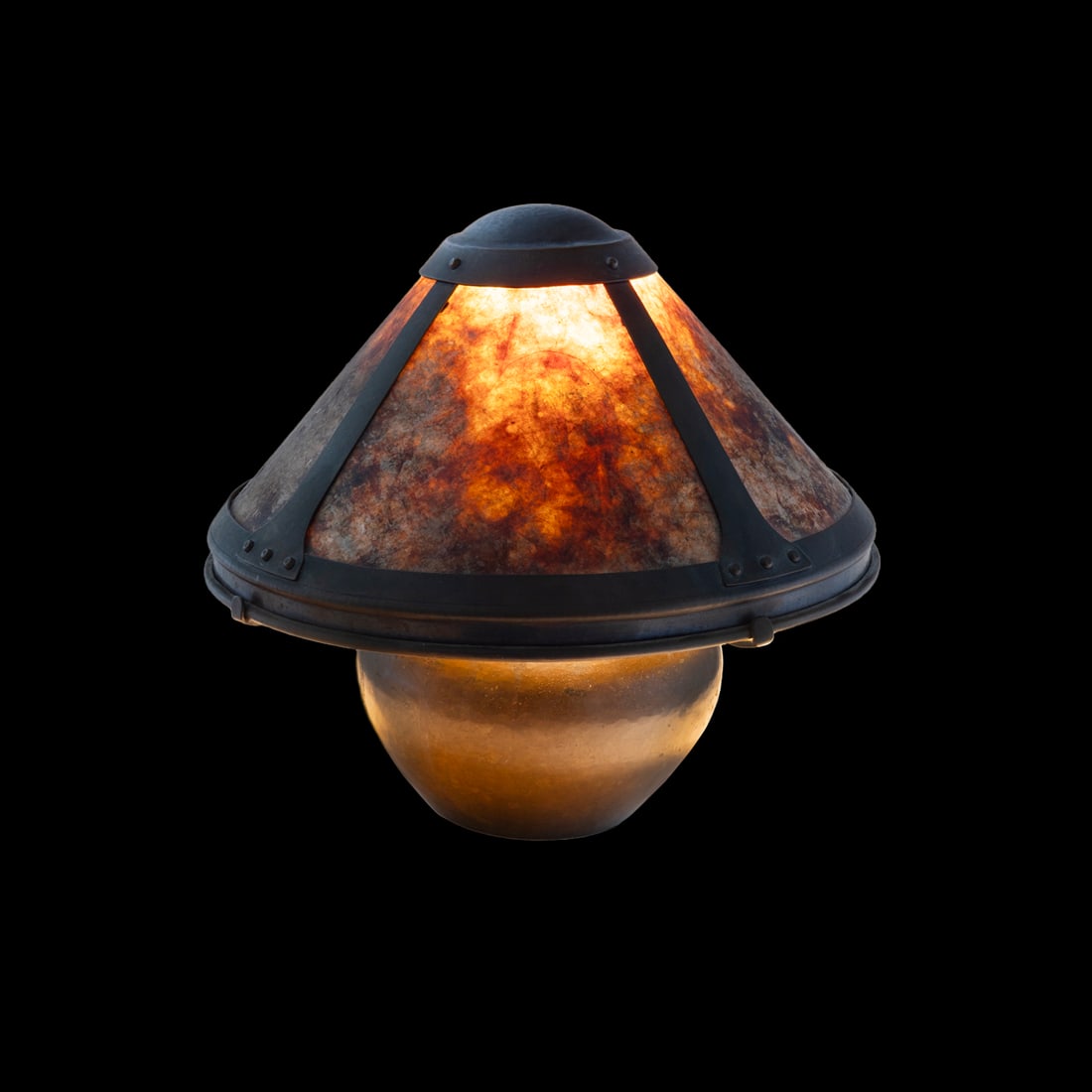 Dirk Van Erp Copper and Mica Boudoir Lamp (1 of 4)