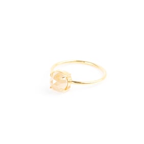 Diamond, 18k Yellow Gold Ring.