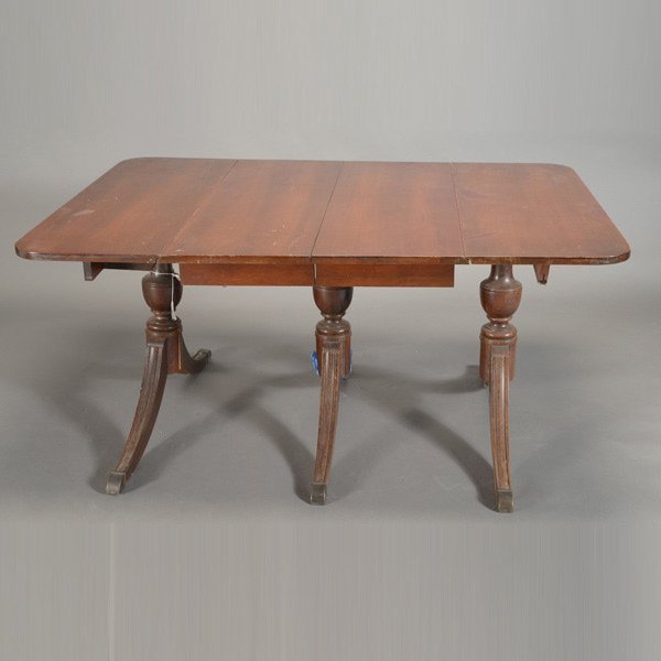 Duncan Phyfe Tripod Mahogany Drop Leaf Table: Duncan Phyfe Tripod Mahogany Drop Leaf Table {Dimensions 29 1/4 x 59 1/2 x 42 inches}