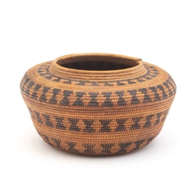 Native American Yokut Bottleneck Coiled Basket