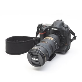 Nikon D4 Camera with Nikon AF-S VR-Nikkor 70-200mm Lens
