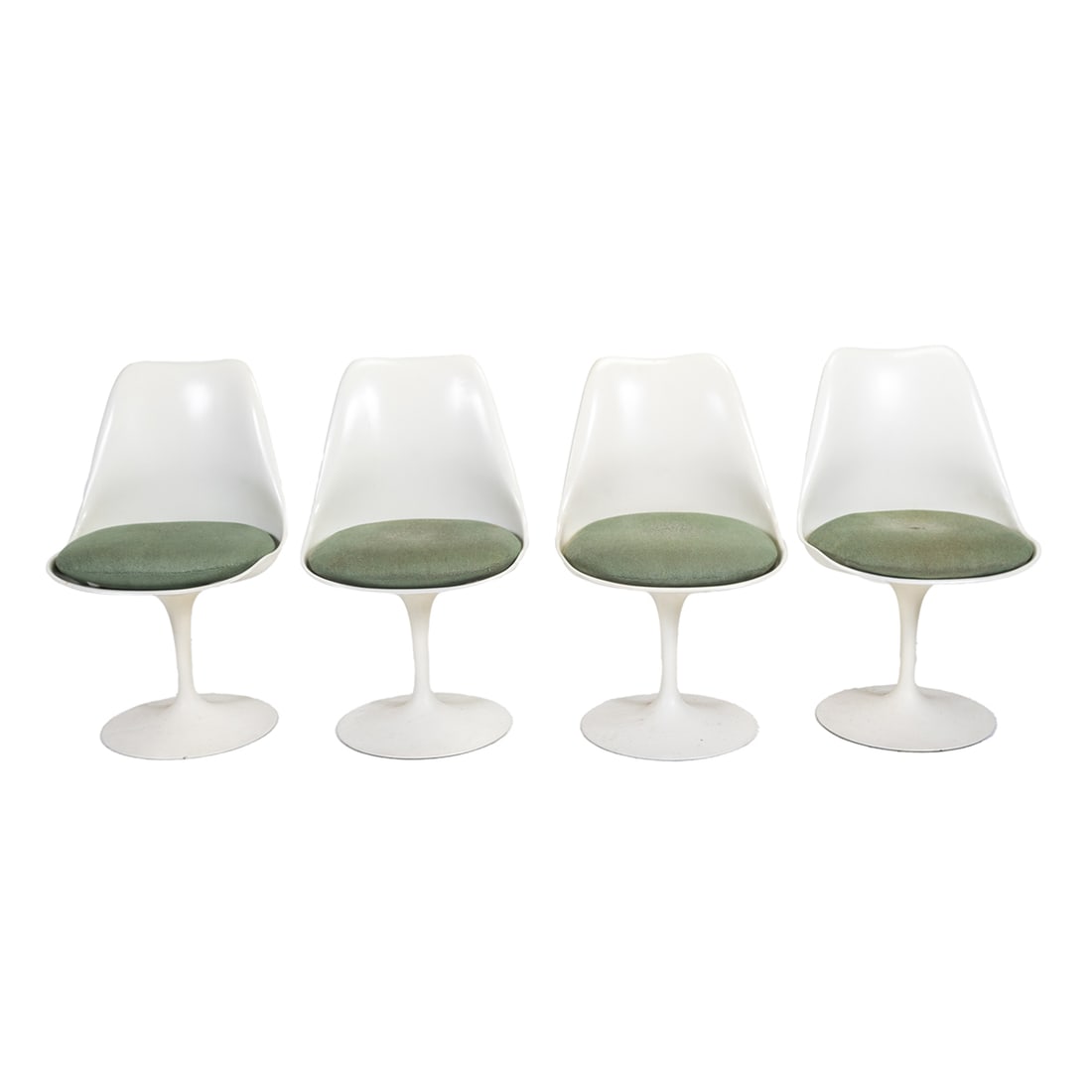 Four Eero Saarinen for Knoll Tulip Chairs (1 of 3)