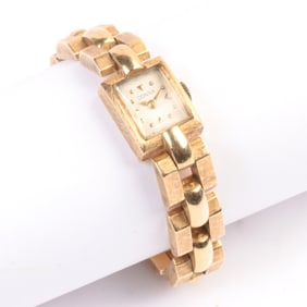 Ladies Donna 14k Yellow Gold Wristwatch.
