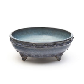 Chinese 'Jun' Blue Glazed Tripod Bowl