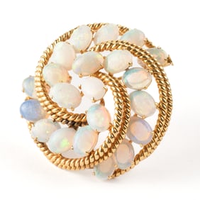 Opal, 18k Yellow Gold Circle Brooch.