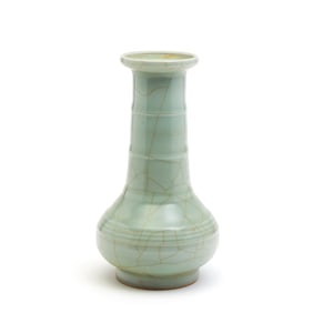 Chinese Inscribed Longquan 'Guan' Vase