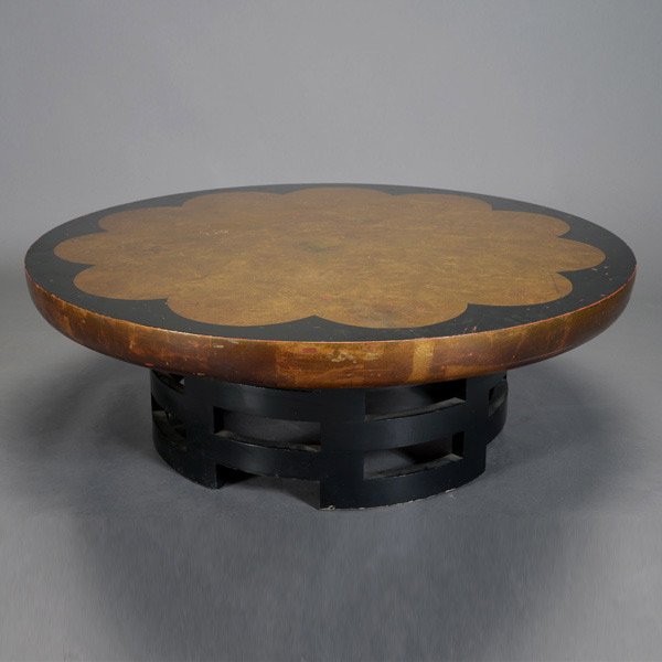 Kittinger Coffee Table: Kittinger Coffee Table. 1950s vintage.