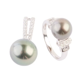 Cultured Pearl, Colorless Stone, 18k White Gold Suite.