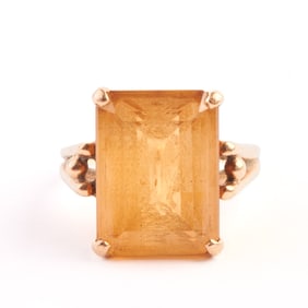 Retro Citrine, 14k Yellow Gold Ring.