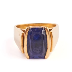 Tanzanite, 18k Yellow Gold Ring.