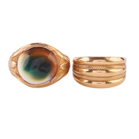 Two Shell, Yellow Gold Rings.