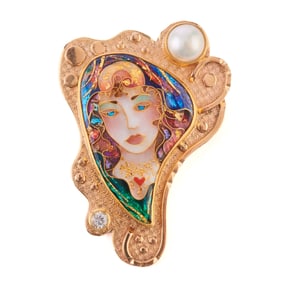 Alexa & Peter Smarsh "The Green Dress" Enhancer Brooch.
