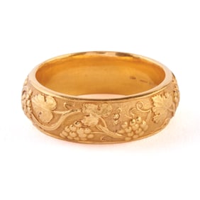 Paul Lantuch 18k Yellow Gold Band.