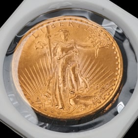 US 1927 Saint Gaudens $20.00 Gold Coin, BU Condition