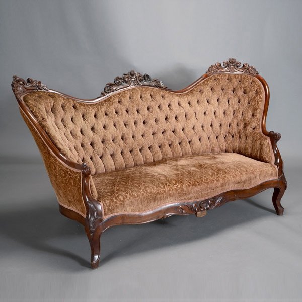 Edwardian Tufted Sofa: Edwardian Tufted Sofa {Dimensions 36 x 72 x 31 inches}