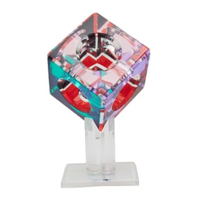 Shlomi Haziza, Cube, colored acrylic sculpture