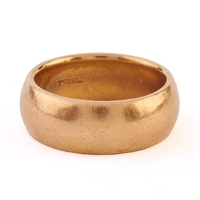Larter & Sons 18k Yellow Gold Band.