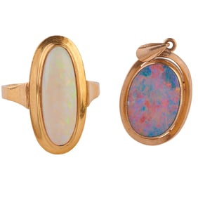 Opal, Yellow Gold Jewelry Suite.