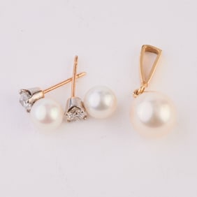 Cultured Pearl, Diamond, 14k Yellow Gold Jewelry Suite.