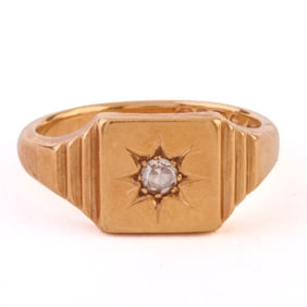 European Diamond, 18k Yellow Gold Ring.