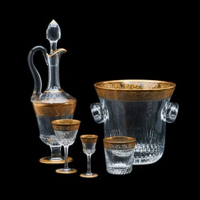 Set of St. Louis Thistle Pattern Crystal