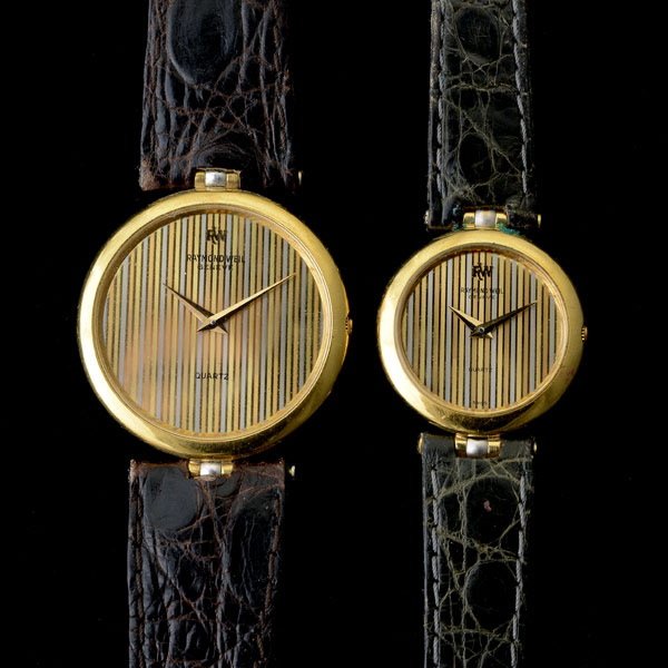 RAYMOND WEIL 18K GOLD PLATED WRISTWATCH SET.: HIS & HERS RAYMOND WEIL 18K GOLD PLATED WRISTWATCH SET. DIAL: Round, vertical striped red, white, yellow, gold alternating pattern, pitched gold dauphine hands, Raymond Weil. MOVEMENT: Quartz. CASE: R