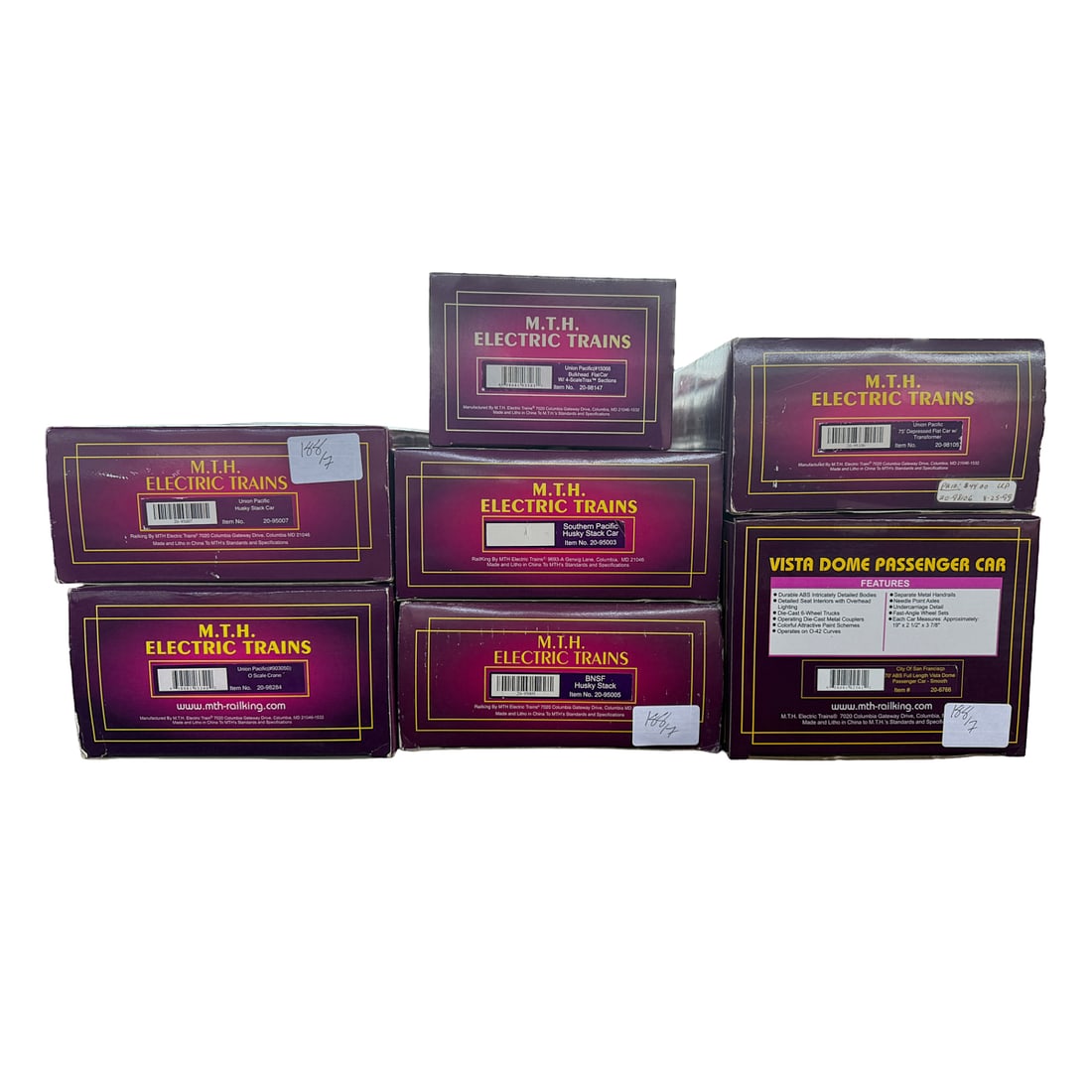 Seven Assorted MTH Train Cars. (1 of 1)