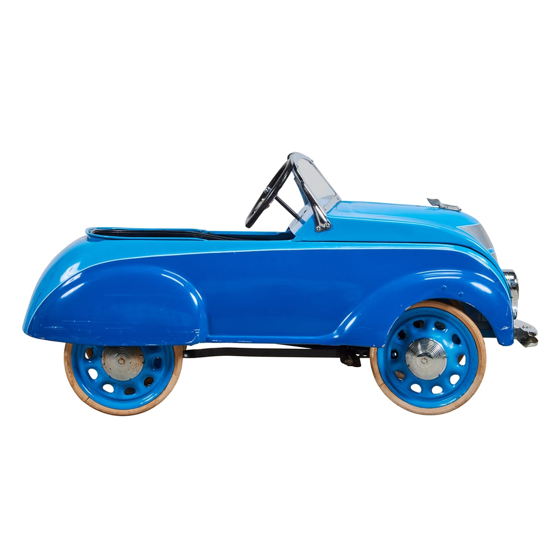 Restored Steelcraft Deluxe Chrysler Airflow Pedal Car (1 of 4)