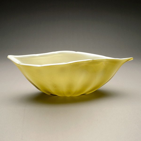 Case Glass Decorative Bowl.: Case Glass Decorative Bowl. With gold foil, original paper label by Alfredo Barbini. Measures approximately 18 x 8 x 6 inches.