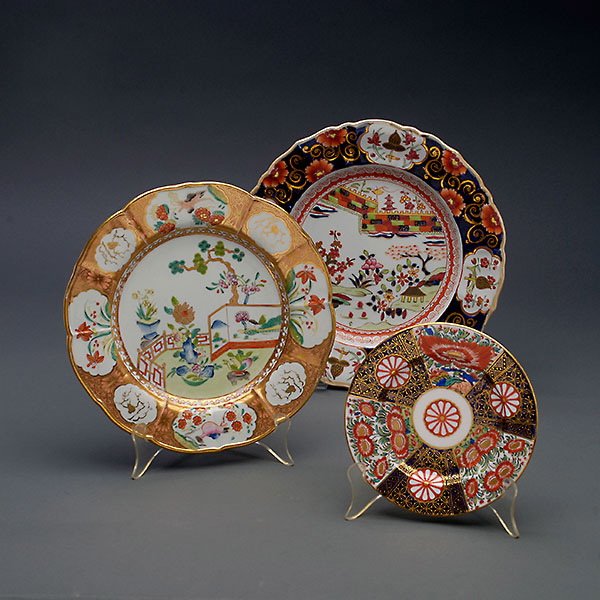 Two Mason's Plates and a Worcester Plate: Two Mason Imari Ironstone Plates and a Royal Worcester Bread and Butter Plate {Diameter of largest 10 inches}