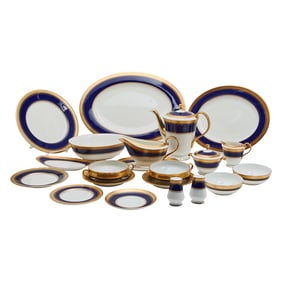 Oscar de la Renta Blue Ground Dinner Service with Additional