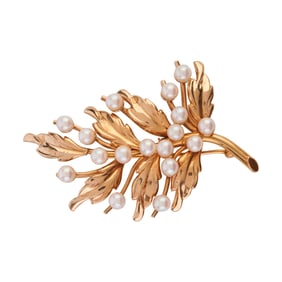 Cultured Pearl, 14k Yellow Gold Leaf Brooch