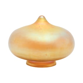 Tiffany Studios Attributed Favrile Glass Lamp Shade