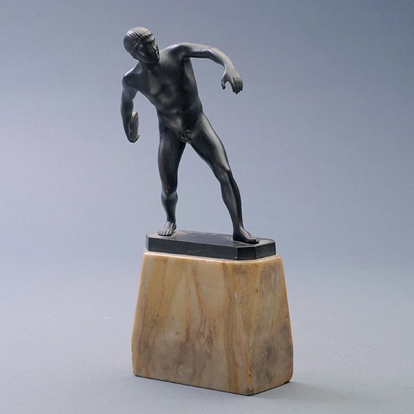 Bronze Figure of a Discus Thrower, signed H. Muller: Bronze Figure of a Discus Thrower, signed H. Muller [Hans Muller, 1873-1937] {Height 7 3/4 inches}