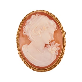 Shell Cameo, 18k Yellow Gold Pendant Brooch