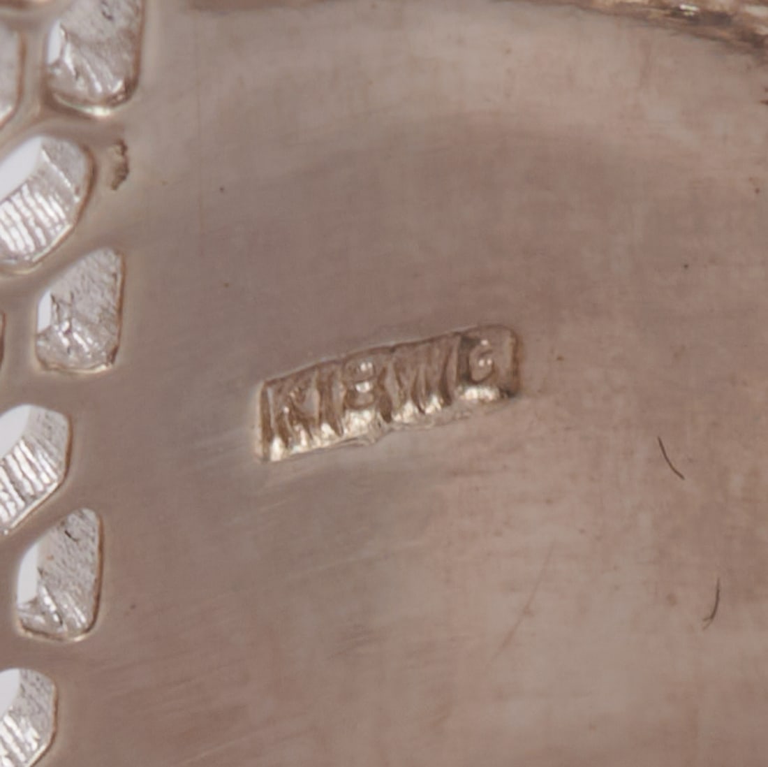 Diamond, 18k White Gold Ring - 6