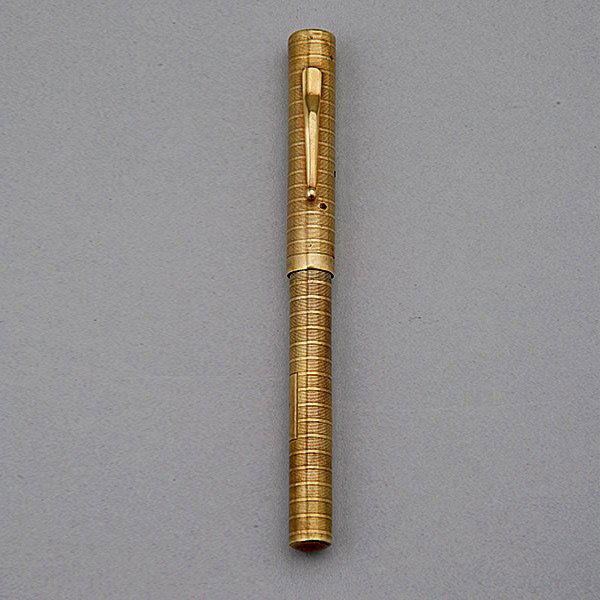 Waterman Ideal 14K Yellow Gold Fountain Pen: Waterman Ideal 14K Yellow Gold Fountain Pen {Length 4 3/4 inches}