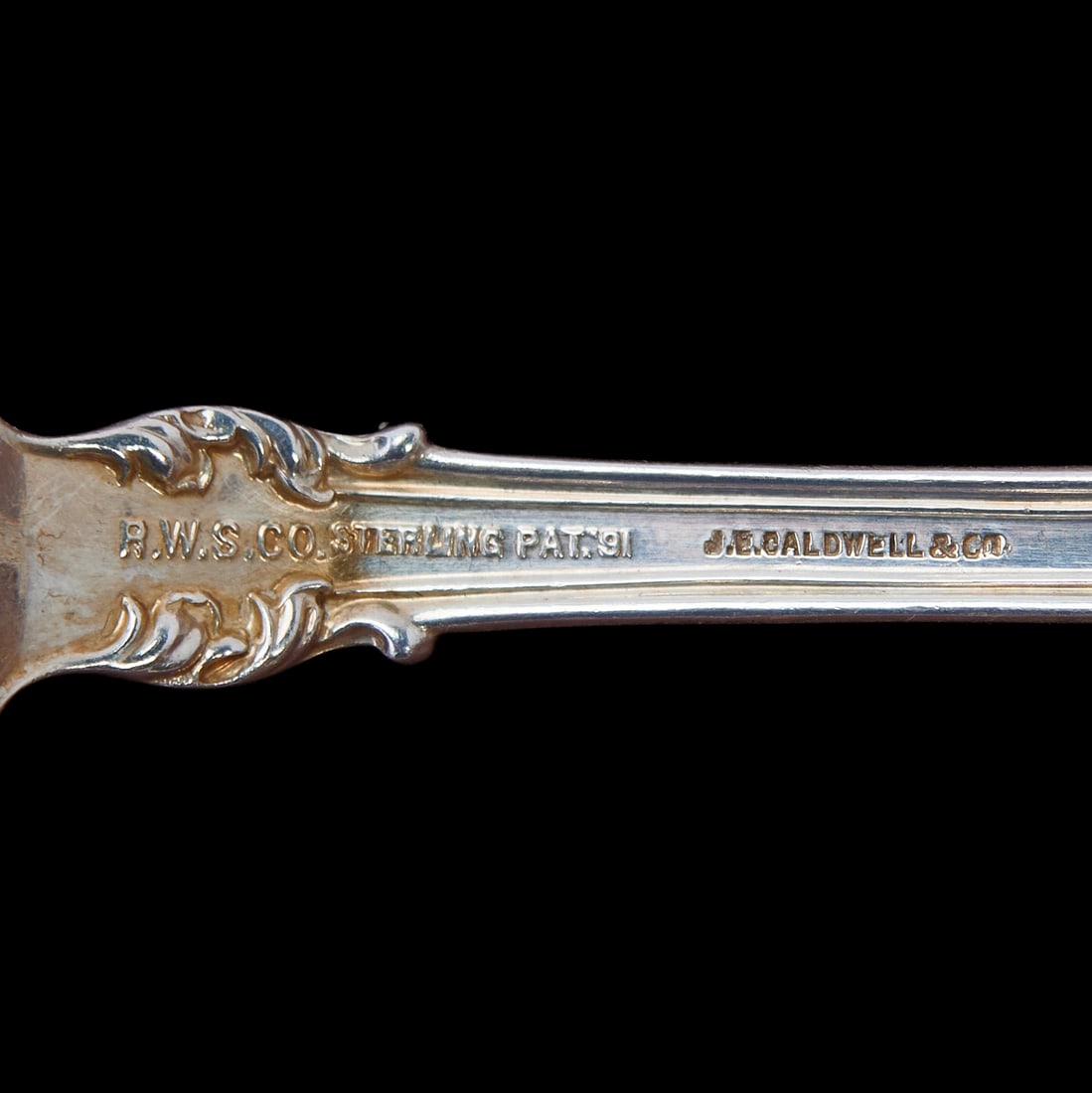 Robert Wallace Sterling Silver Floral Pattern Flatware Service - 4