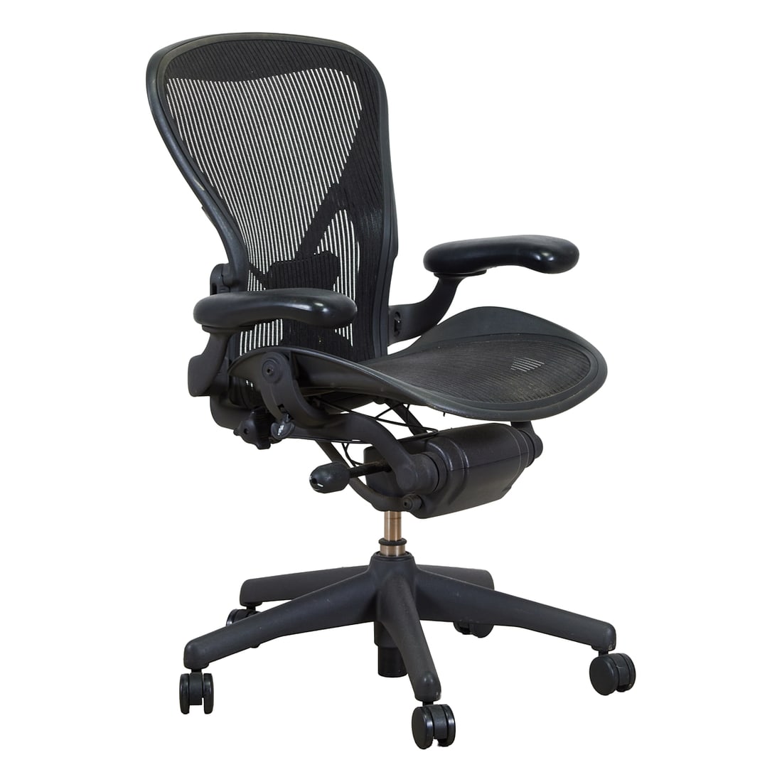 Herman Miller Aeron Chair, steel, plastic, nylon mesh, size A. Sticker to base underside, AE123AWB,: Herman Miller Aeron Chair, steel, plastic, nylon mesh, size A. Sticker to base underside, AE123AWB, PJG1BB, BK, 3D01. 2003..Approximate dimensions: 39" H. x 28 1/2" W. x 22" D.}.