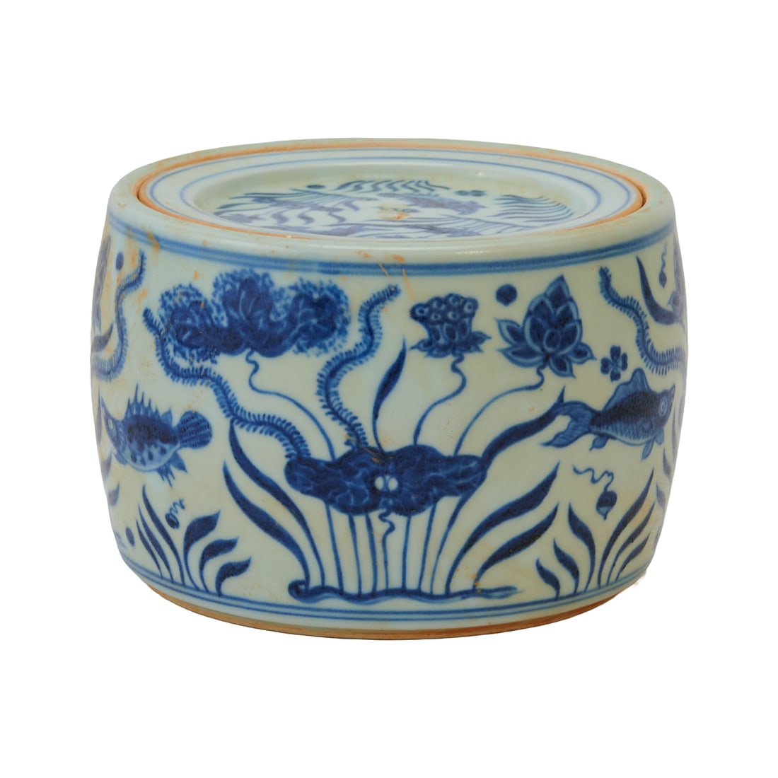 Chinese Blue and White Porcelain "Fish" Covered Box Later Copy Bearing a Xuande Mark The: Chinese Blue and White Porcelain "Fish" Covered BoxLater Copy Bearing a Xuande MarkThe cylindrical covered box is decorated in underglaze blue with