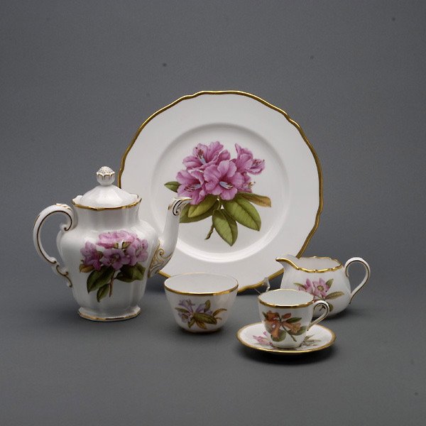 Spode Rhododendron Demitasse Service: Spode Rhododendron Demitasse Service: Including cookie plate (diameter 10 1/4 inches); eight teacups; eight saucers (diameter 4 1/2 inches); coffee pot (Height 7 1/2 inches); sugar; and creamer (20)