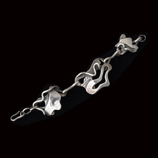 Arthur King Modernist Silver Link Bracelet.: Arthur King Modernist Silver Link Bracelet. Composed of three panels of organic designs with hook closure, hallmarked "Arthur King." Measures approximately 6 1/2 inches in length, 1 1/4 inches in widt