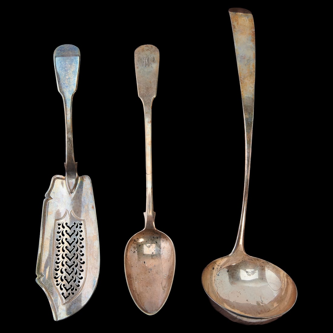 Three British Sterling Silver Serving Articles, comprising a Edinburgh, Scotland ladle, dated 1977, (1 of 5)
