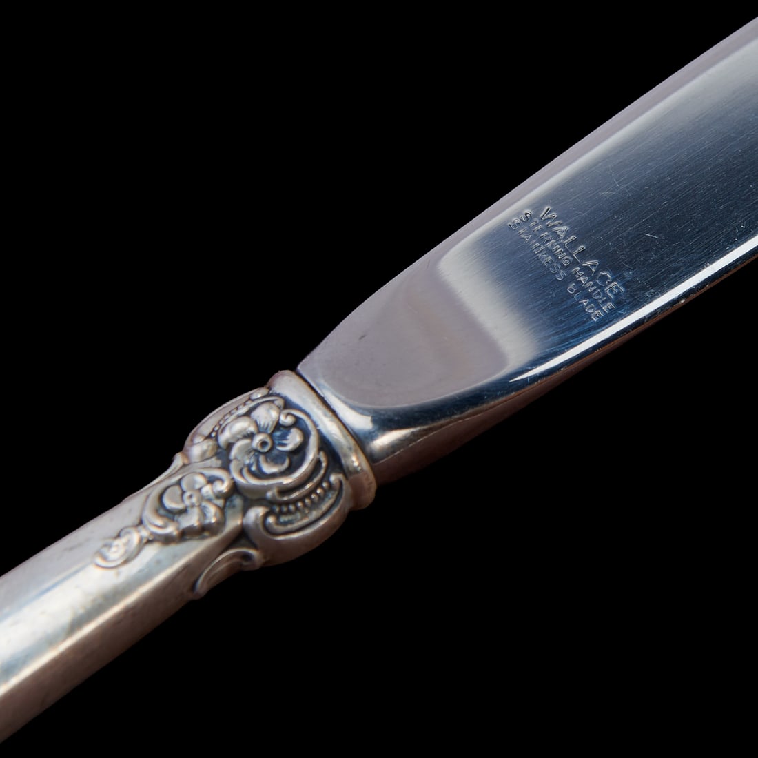 Wallace Grande Baroque Sterling Silver Flatware Service - 4