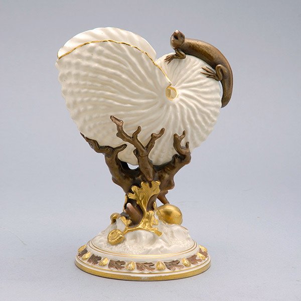 Royal Worcester Shell Vase with Lizard: Royal Worcester Shell Vase with Lizard {Height 8 1/2 inches}