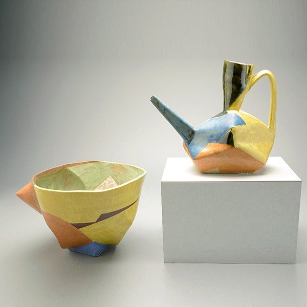 JOHN GILL Contemporary Ewer and Bowl, American Art: JOHN GILL (American b.1949) Glazed ceramic ewer and bowl. Bowl: 16 x 14 inches. Ewer: 12 x 14 x 8 inches.