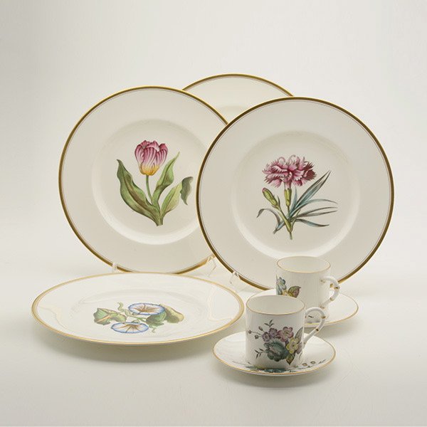 12 Royal Worcester Floral Plates, Cups & Saucers: Twelve Royal Worcester Hand Painted Floral Plates, Together with Six Royal Worcester Demitasse Cups and Saucers (24) {Diameter of plates 9 inches}